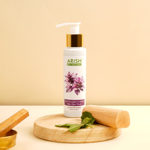 Tulsi Chandan Face Wash